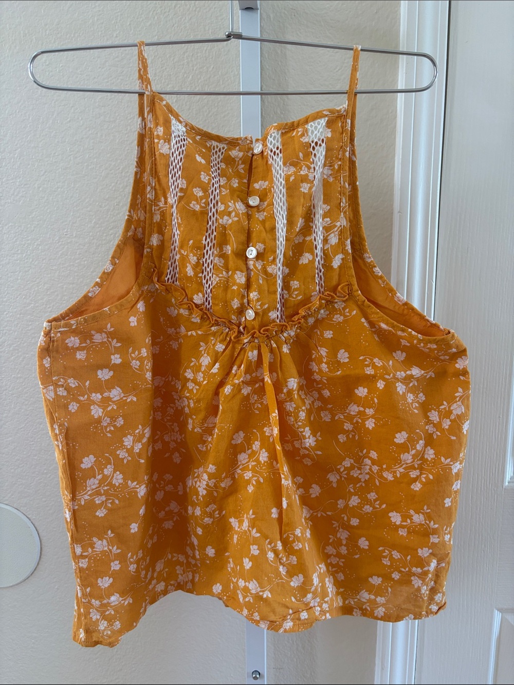 Maeve By Anthropologie Martell Halter Top in Yellow Motif - Size MP - Picture 7 of 7